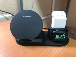 Chargeur sans fil 3 en 1 de Téléphones, Montres et Airpods