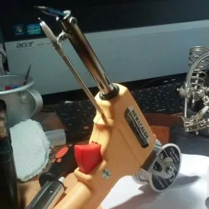 Fer à Souder à Alimentation Automatique