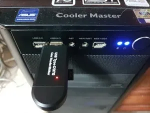 Lecteur de Carte 3-en-1 Micro USB, USB et Type C
