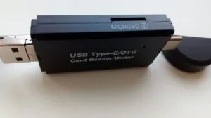 Lecteur de Carte 3-en-1 Micro USB, USB et Type C