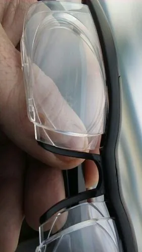 Lunettes Ajustables pour une Vue Claire