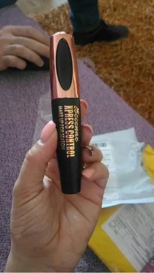 Mascara pour cils volume XXL en fibre de soie 3D