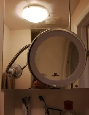 Miroir 10X LED sur Ventouse