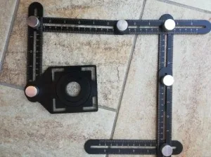 Outil De Mesure d'Angle Multilatéral