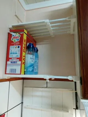 Planche de rangement ajustable