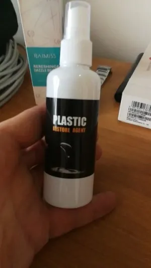 Rénovateur de plastique auto