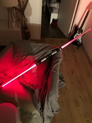 Sabres SFX à double tranchant et effets sonores !